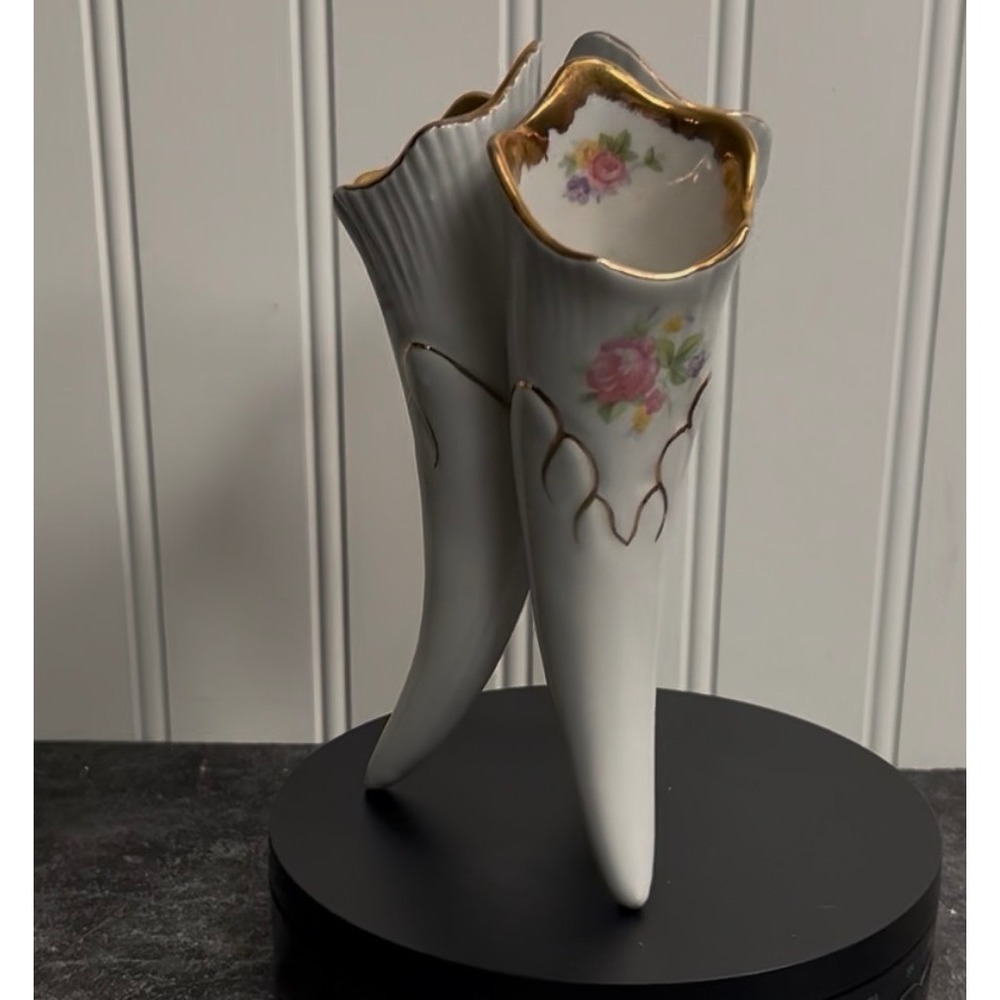 Vintage Ceramic Floral Conucopia Vase | Cottagecore